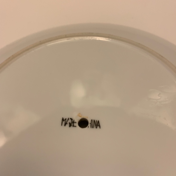 2 tier cakestand:Vintage English bone china - Picture 7 of 7